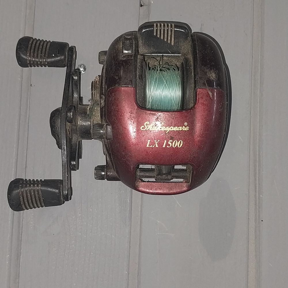 Vintage Shakespeare LX 1500 Fishing Reel